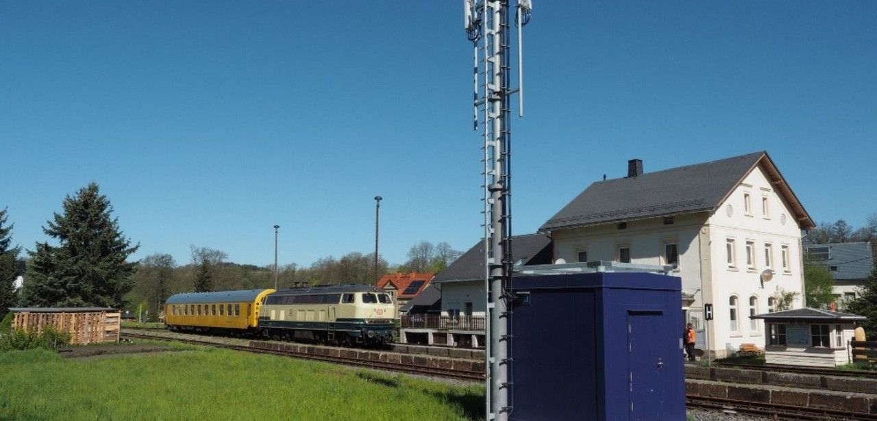 Mehr Züge, effiziente Nutzung: Digitalisierung erhöht Streckennetzkapazität und (Foto: Digitale Schiene Deutschland .  DB Netz AG)