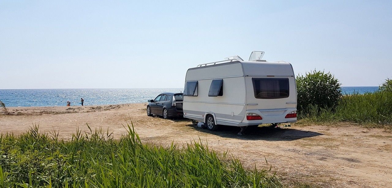 VHV startet neuen Kfz-Tarif mit Campinginhaltsversicherung ab Juli (Foto: AdobeStock - sea and sun - 316071268)